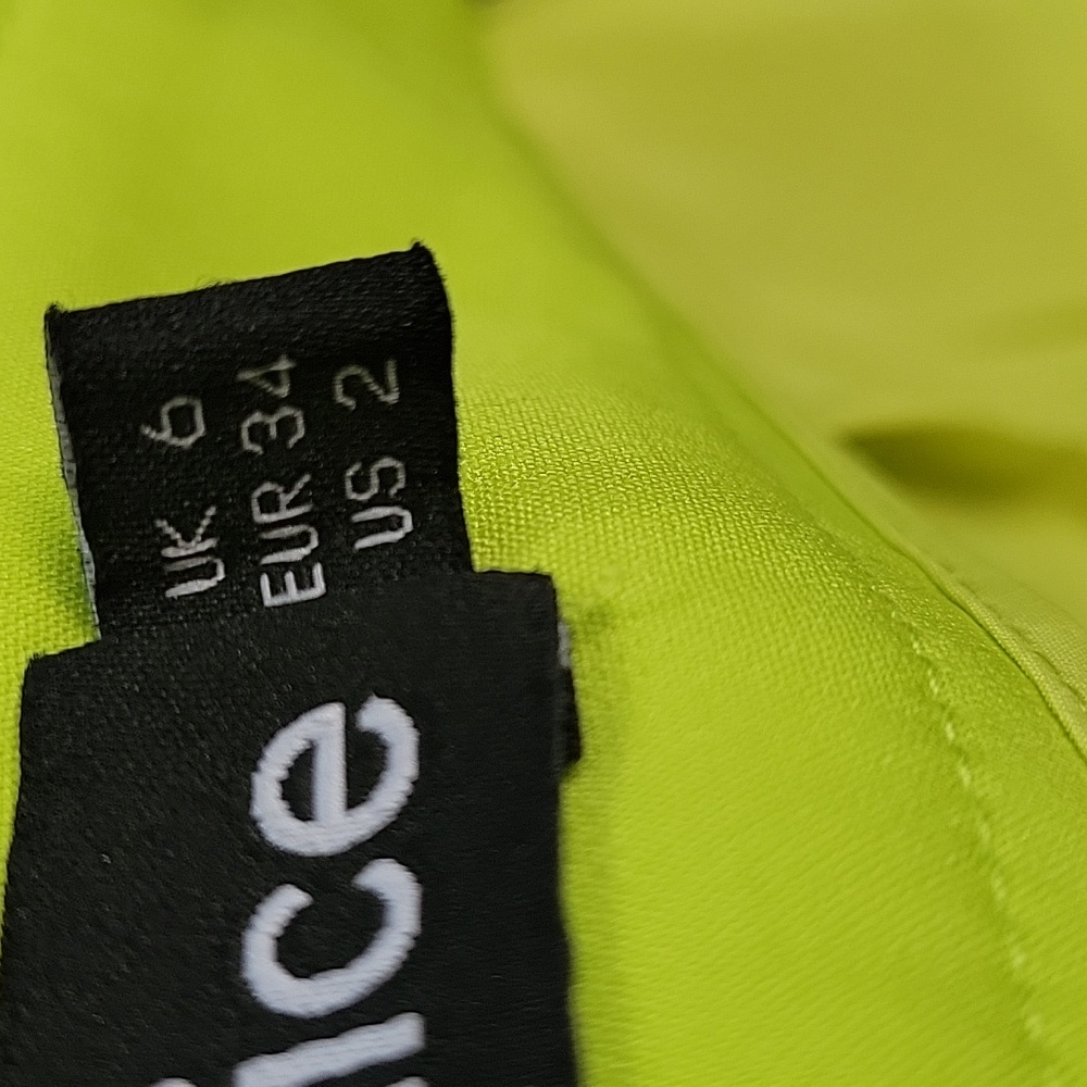 Lavish Alice Chartreuse Pants Size 2 - Picture 9 of 9